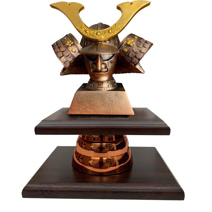 RESIN SAMURAI TROPHY MOUNTED ON WOOD VENEER BASE 9''