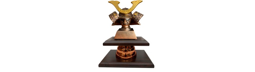 RESIN SAMURAI TROPHY MOUNTED ON WOOD VENEER BASE 9'' RESIN SAMURAI TROPHY MOUNTED ON WOOD VENEER BASE 9''